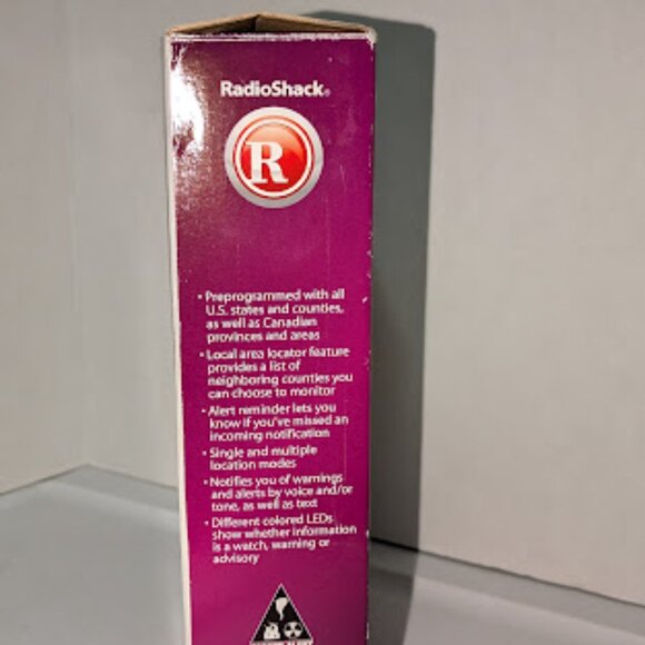 Radio Shack Hazzard Alert Radio - Picture 2 of 5